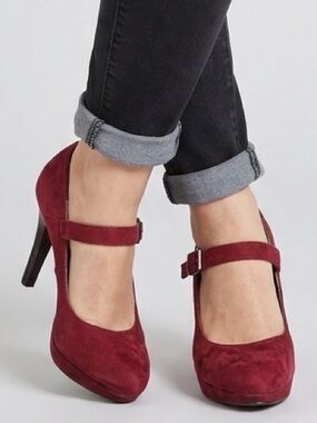 Gabriella Rocha Red Faux Suede Mary Jane Platform Pumps Women Size 11